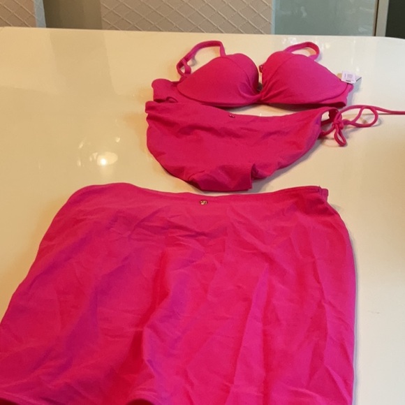 🖤💜🩵FIRM NWT 3 piece Victoria’s Secret bikini set and coverup. - Picture 8 of 9